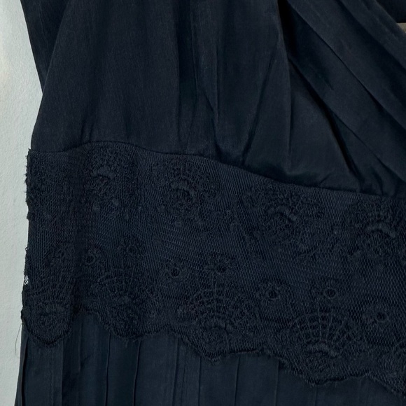 Ann Taylor Silk Lace Babydoll Dress Navy Sz 6 - Picture 6 of 10